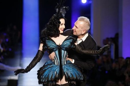 Dita Von Teese la mariposa de Jean Paul Gaultier